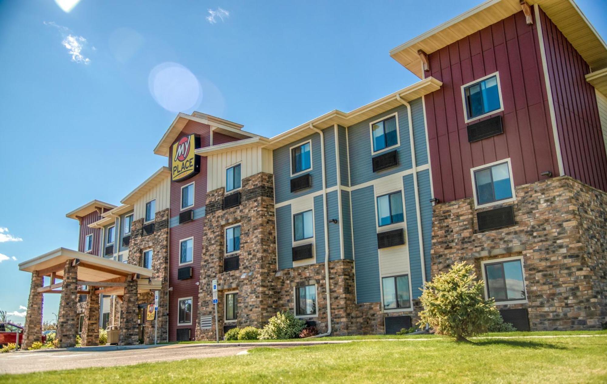 My Place Hotel-Jamestown, Nd Exterior photo