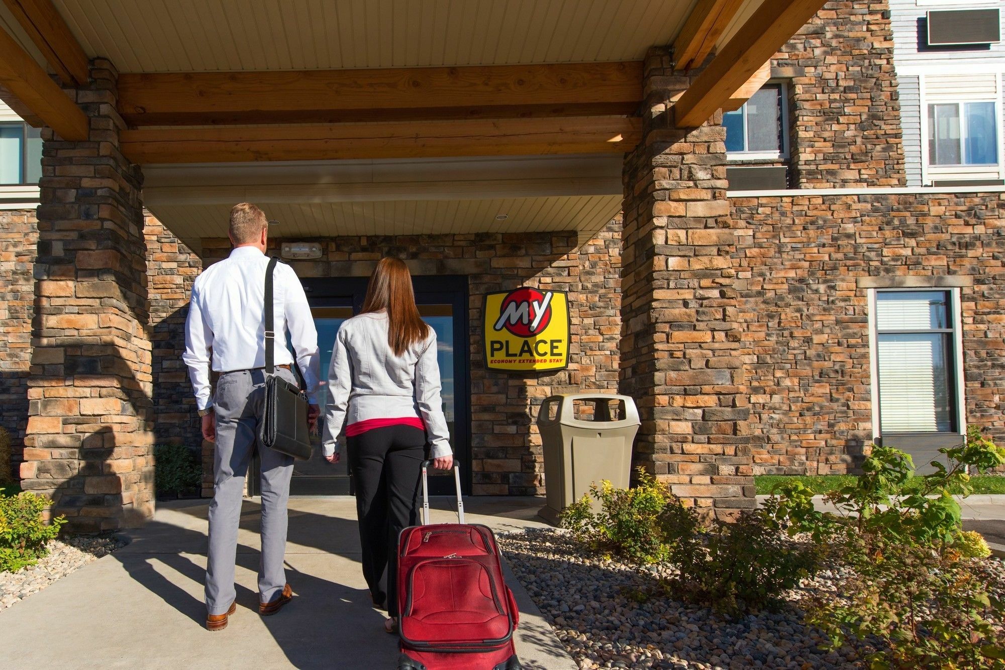 My Place Hotel-Jamestown, Nd Exterior photo
